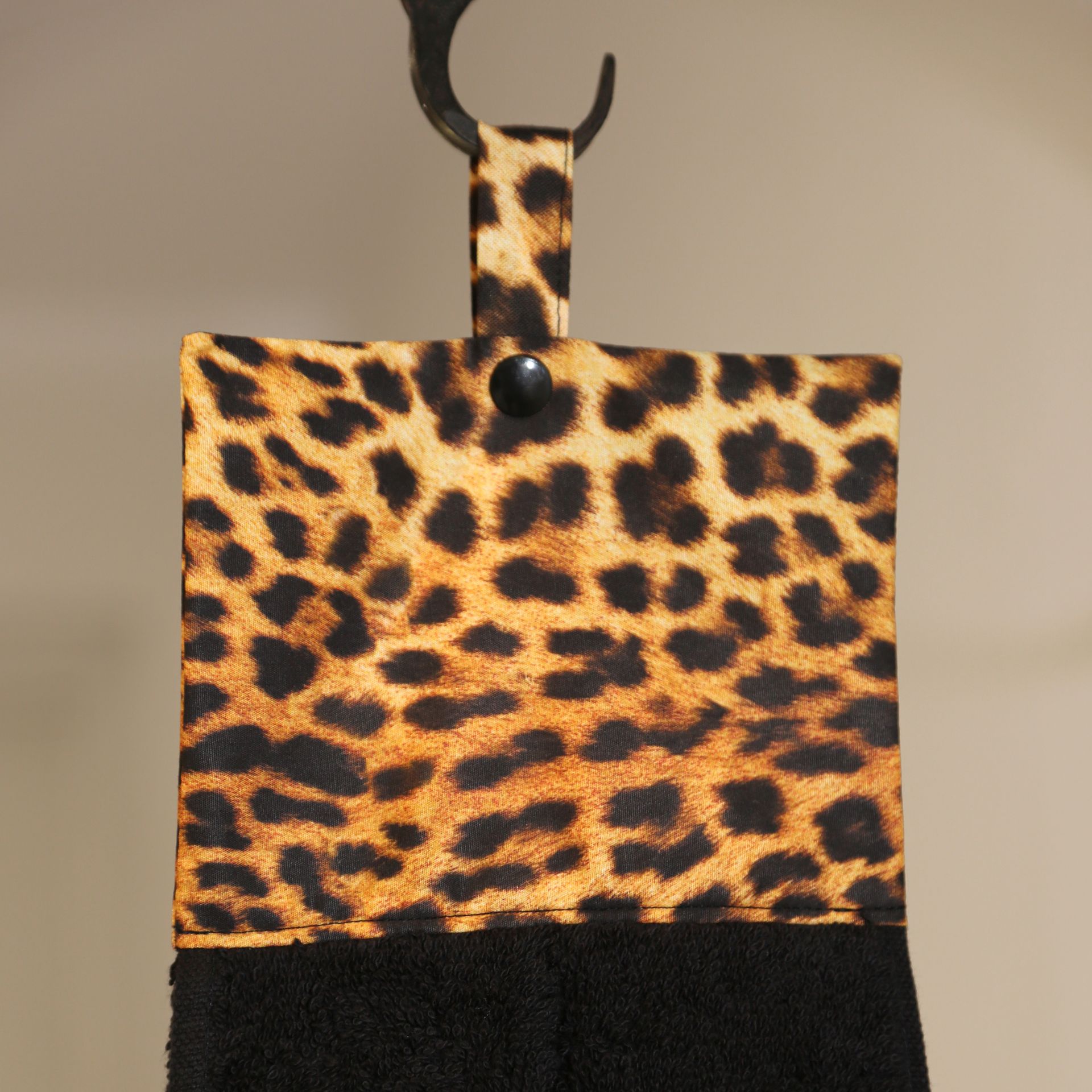 52nd Avenue Hanging Hand Towel (Leopard Print)