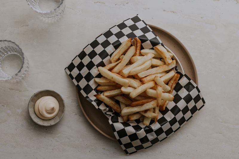 Manor Road Marble Royale -A4 Greaseproof Papers