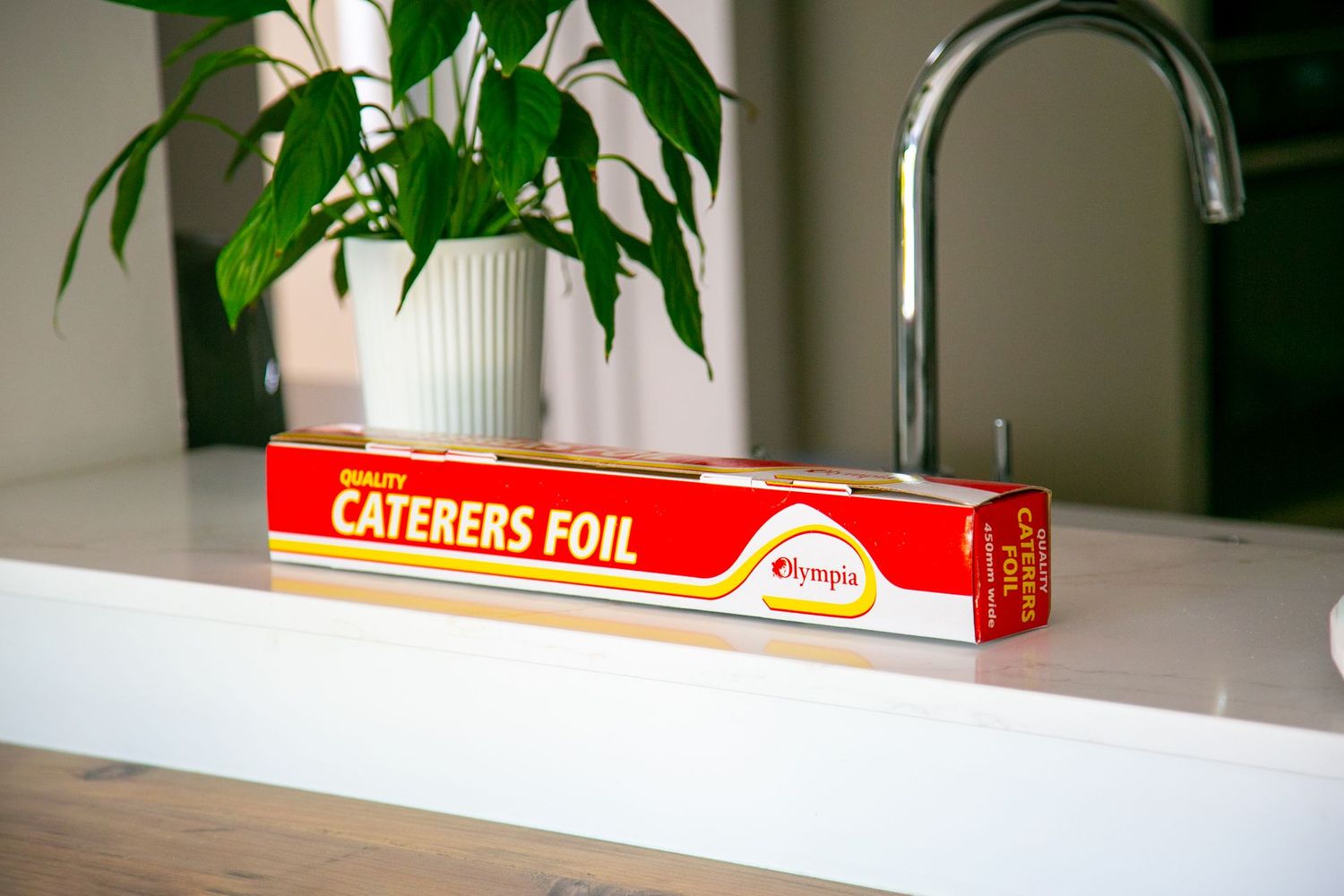 Olympia Aluminium Non stick Extra Wide Kitchen Foil 450mm x 75m Olympia Aluminium Non stick Extra Wide Kitchen Foil 450mm x 75m
