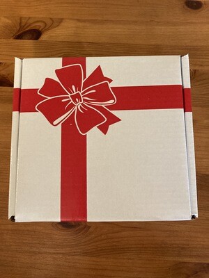 Gift Box &amp; Paper Shreds