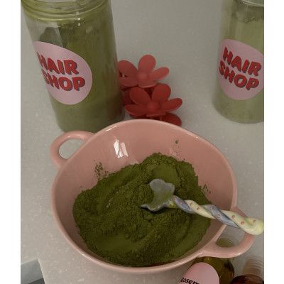 Red henna with herbs