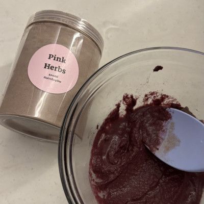 مشاط وردي - pink herbs