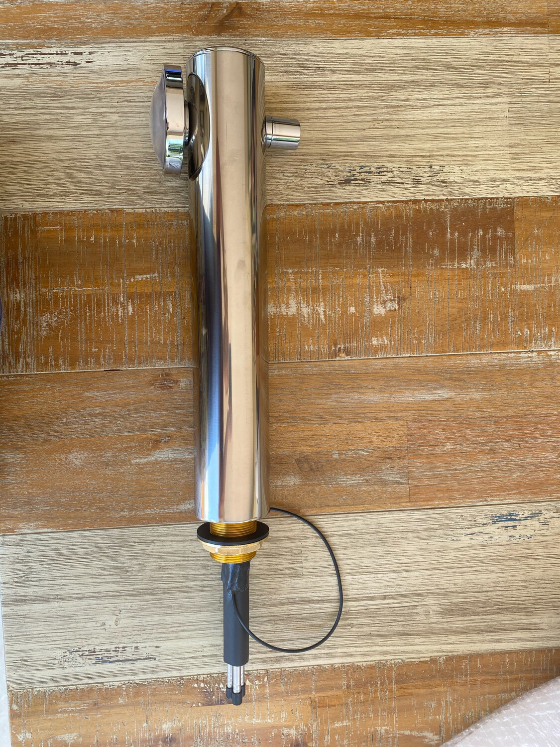 Tower - Straight - 1 Product + LED