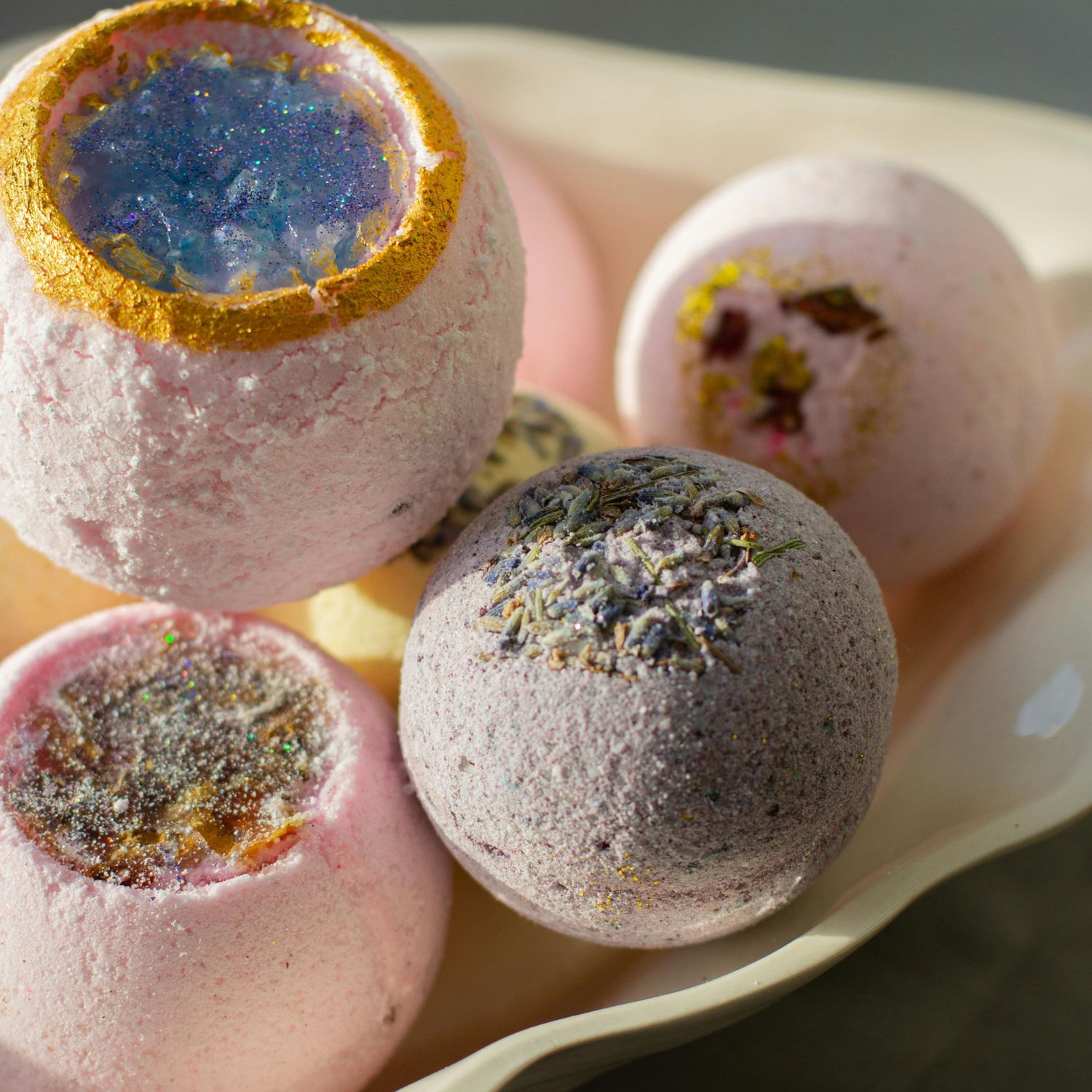 دورة تصنيع الصابون الفوار | تعلم عن بعد (اونلاين)