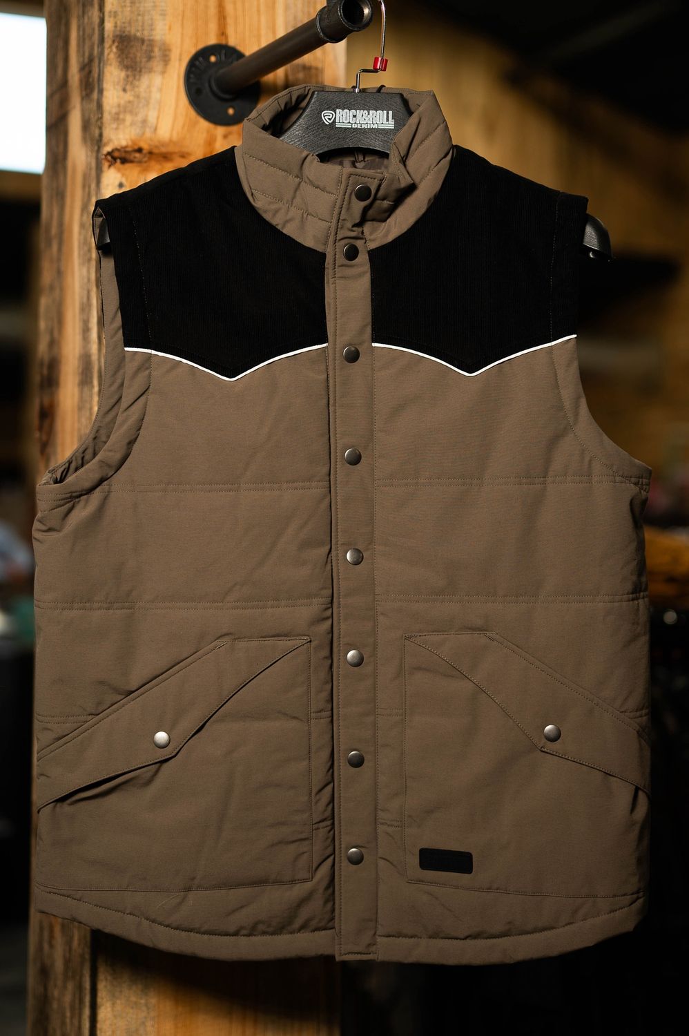 Rock &amp; Roll Men&#39;s Outerwear Vest