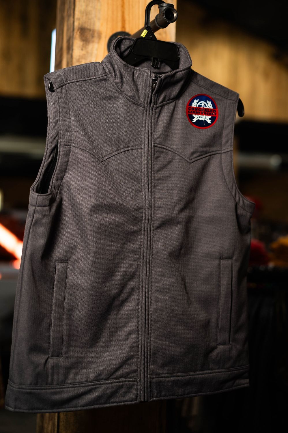 Cinch Men&#39;s Concealed Cary Vest