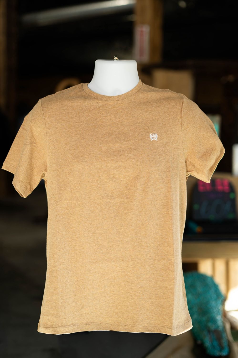 Cinch Men’s Tan Logo Tee