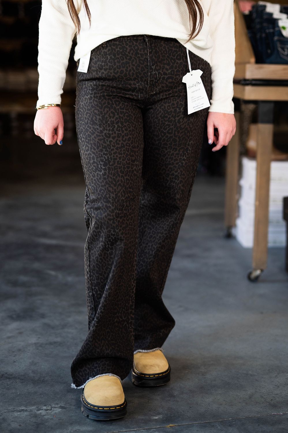 Heart of pine women’s cheetah print pants