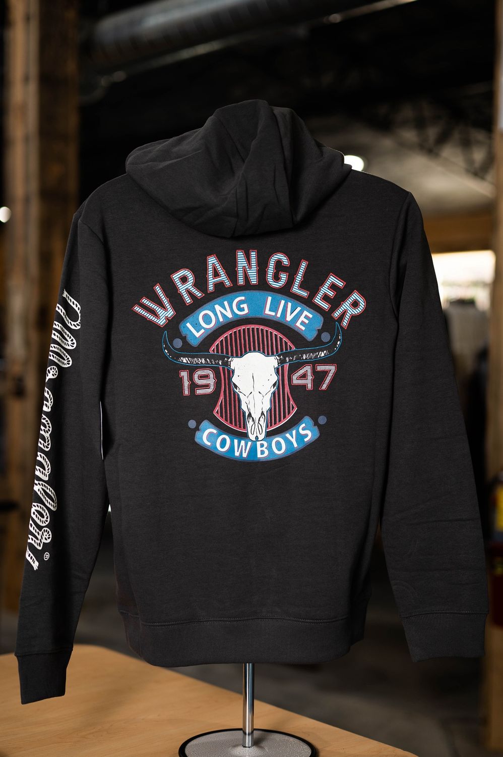Wrangler Men’s Long Live Cowboy&#39;s Hoodie