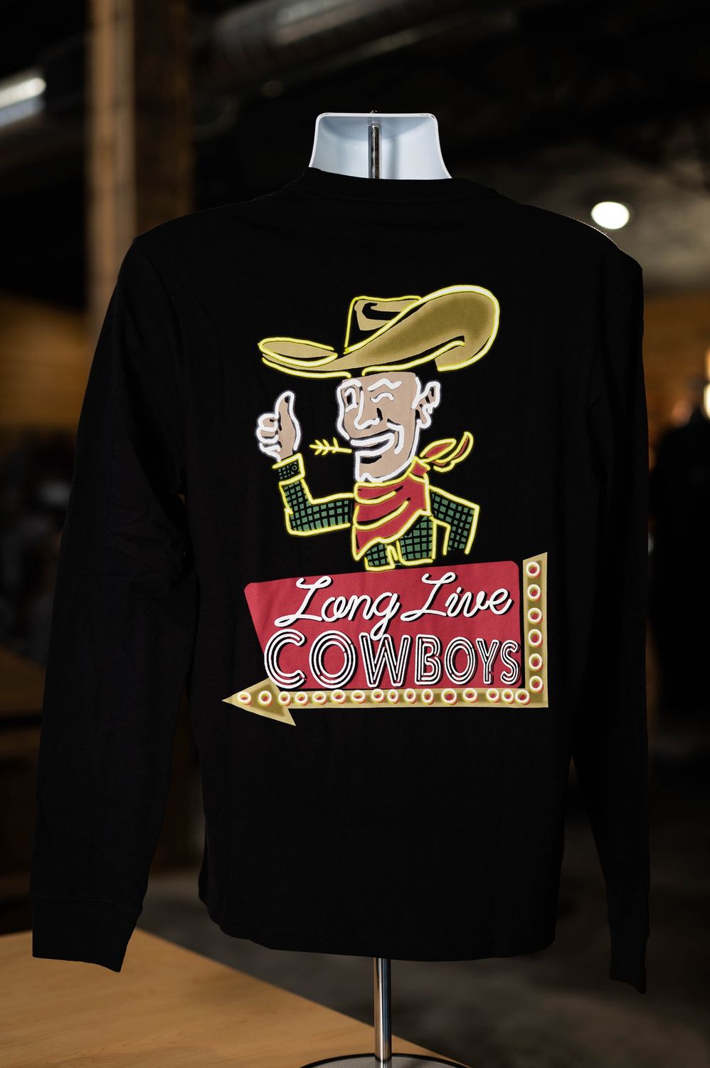 Wrangler men’s cowboy logo long sleeve