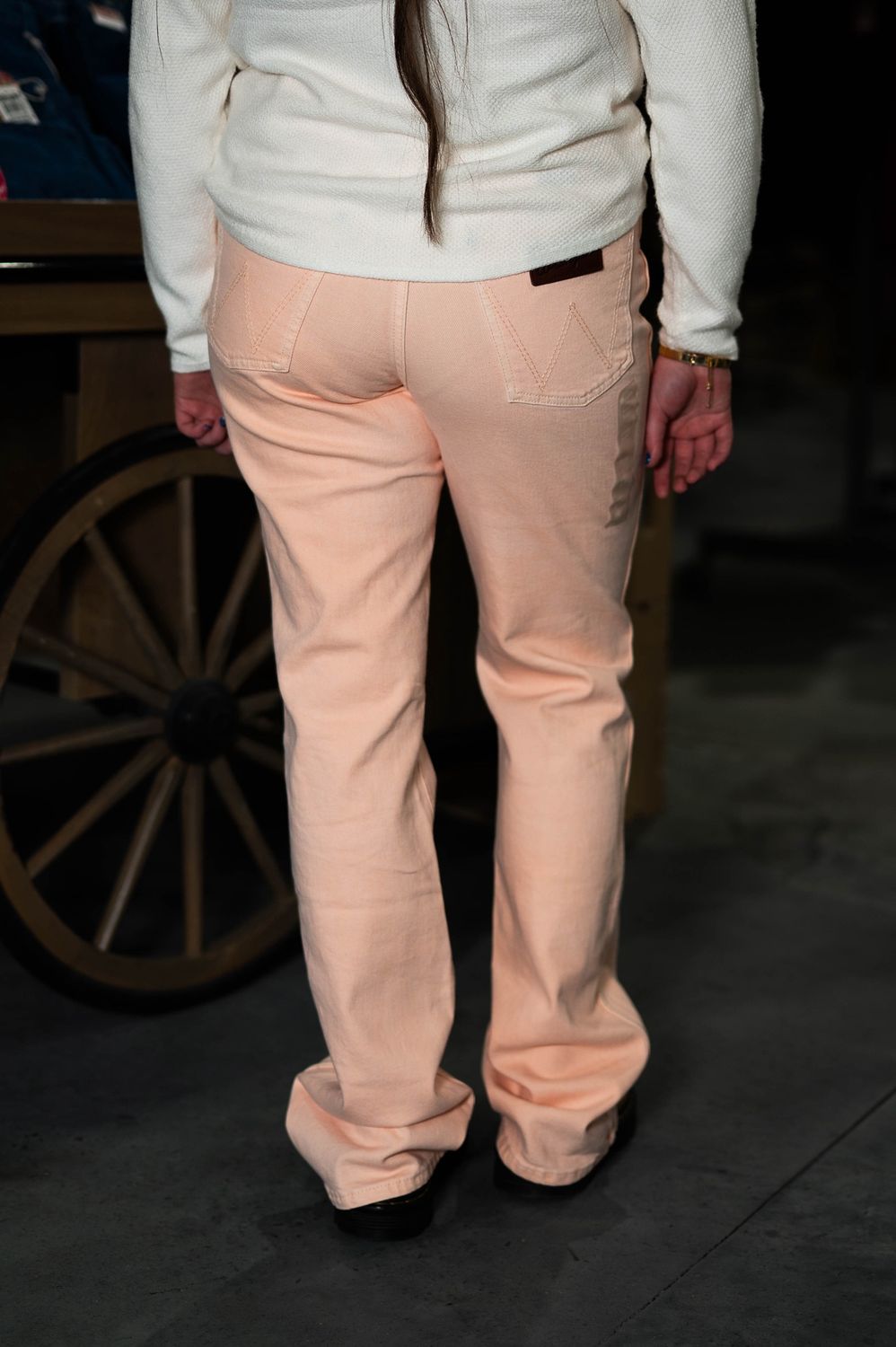 women’s wrangler peach jeans