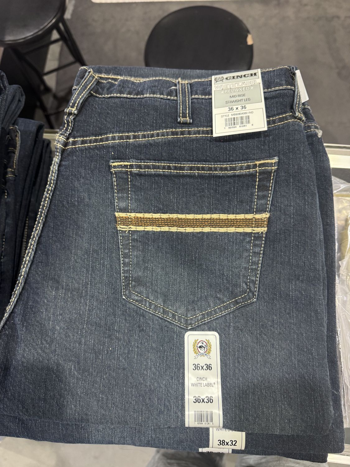 Men’s cinch mid rise straight leg jeans