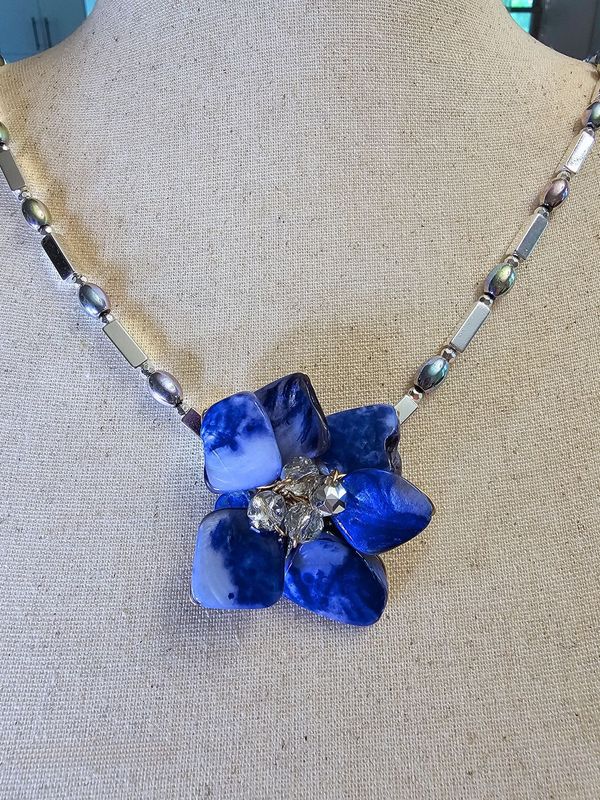 Blue Blossom Flower and silver hematite&#39;s