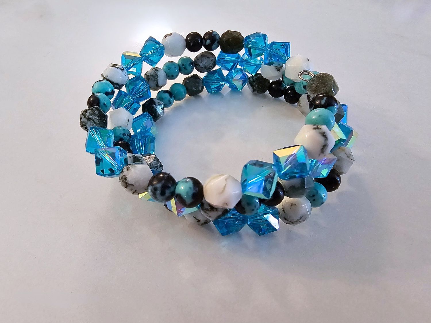 Blue bracelet on memory wire