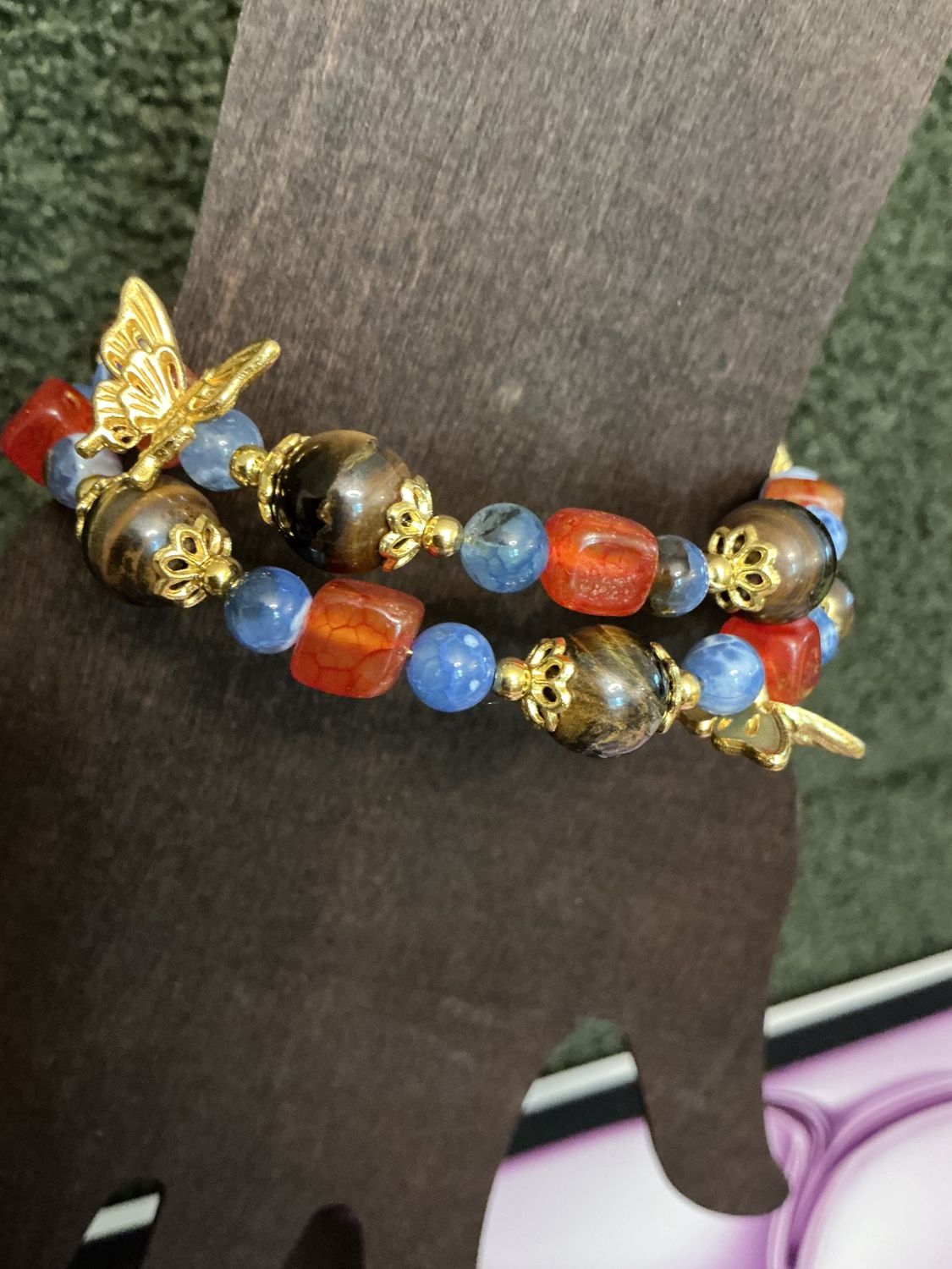 Bracelet J