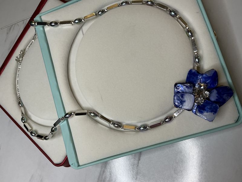 Blue Blossom Flower and silver hematite&#39;s