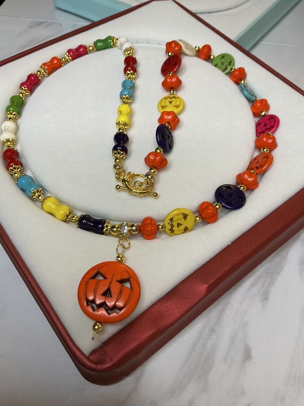 Pumpkin necklace