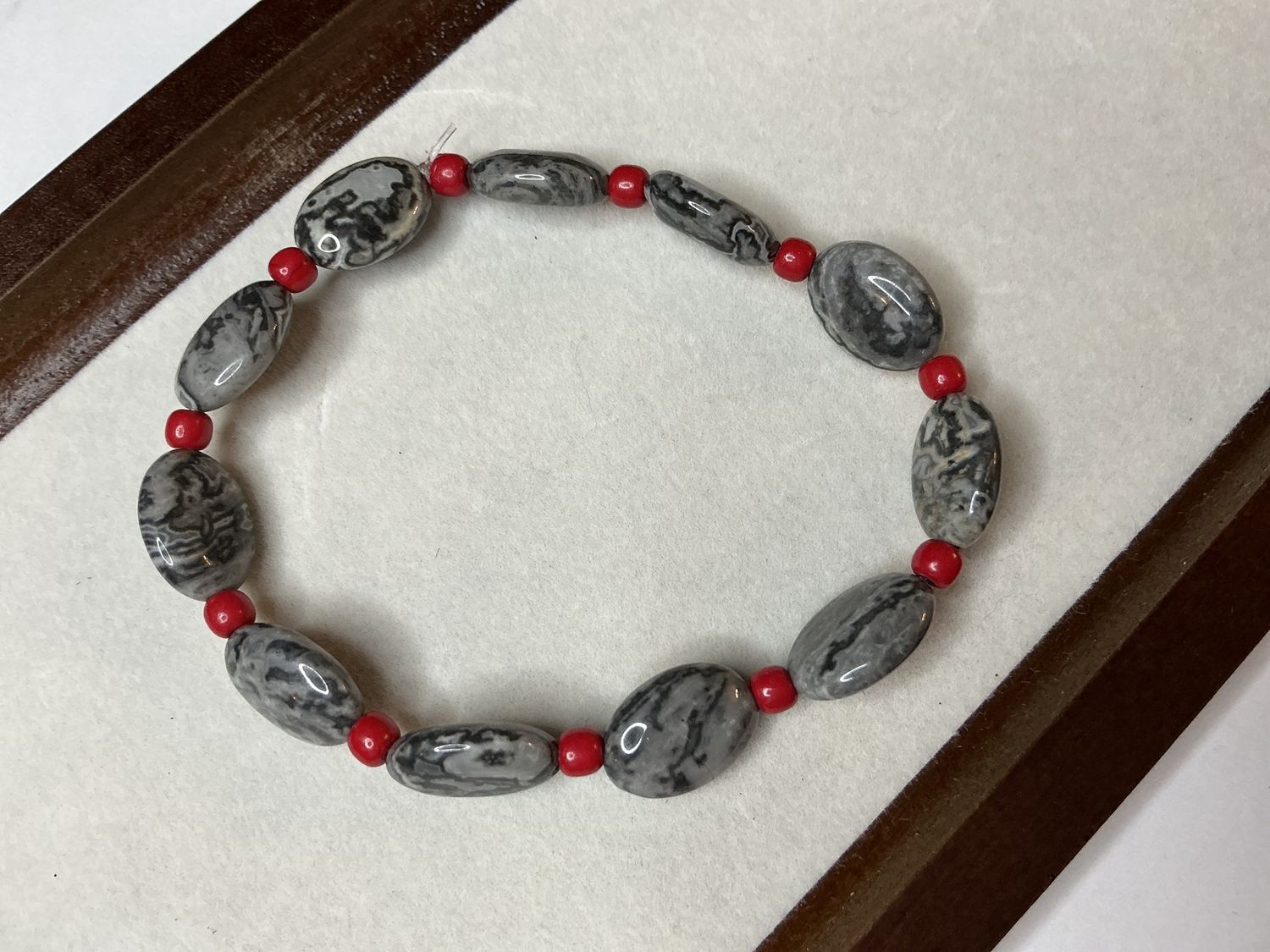 Map Jasper and red turquoise bracelet