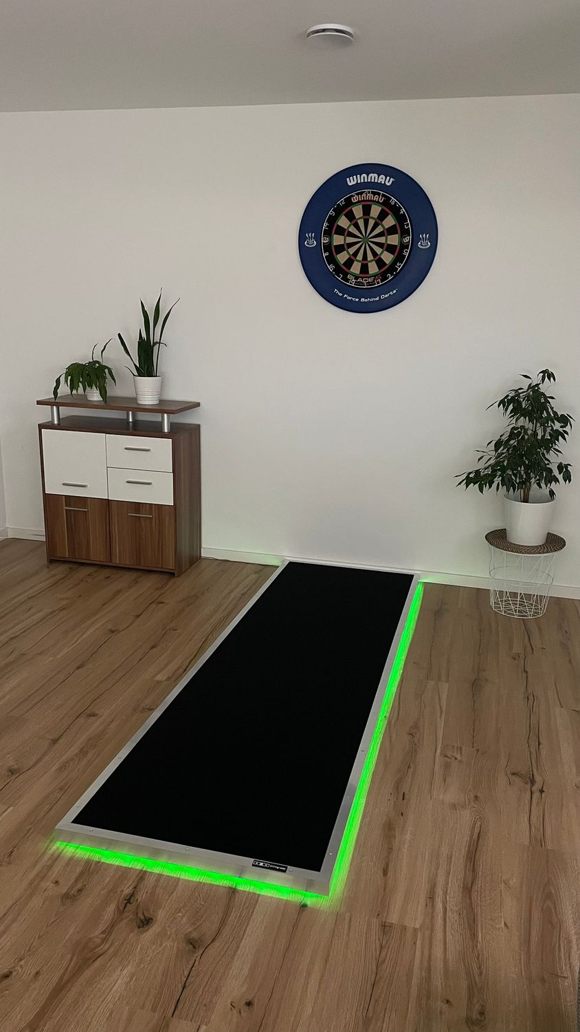 dart oche podest kaufen Dart Oche mit Beleuchtung und längenverstellbar