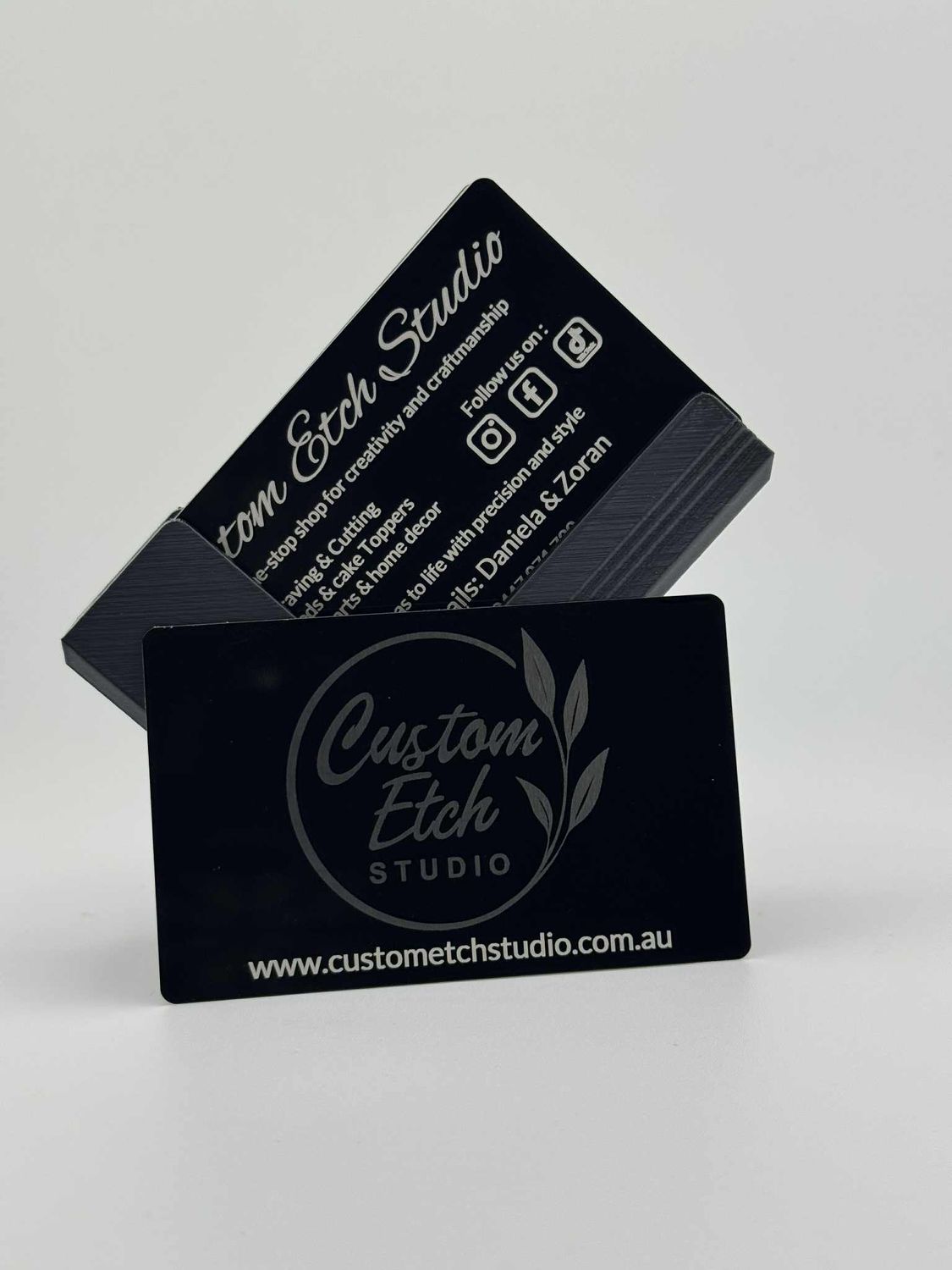 3D Printed Business Card Holder – Modern & Customisable