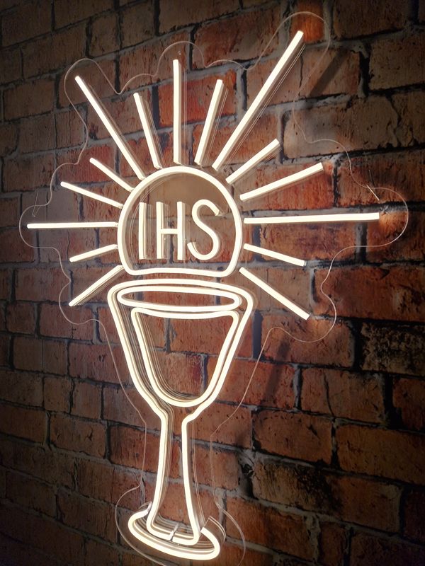 Neon Kielich z Hostią IHS