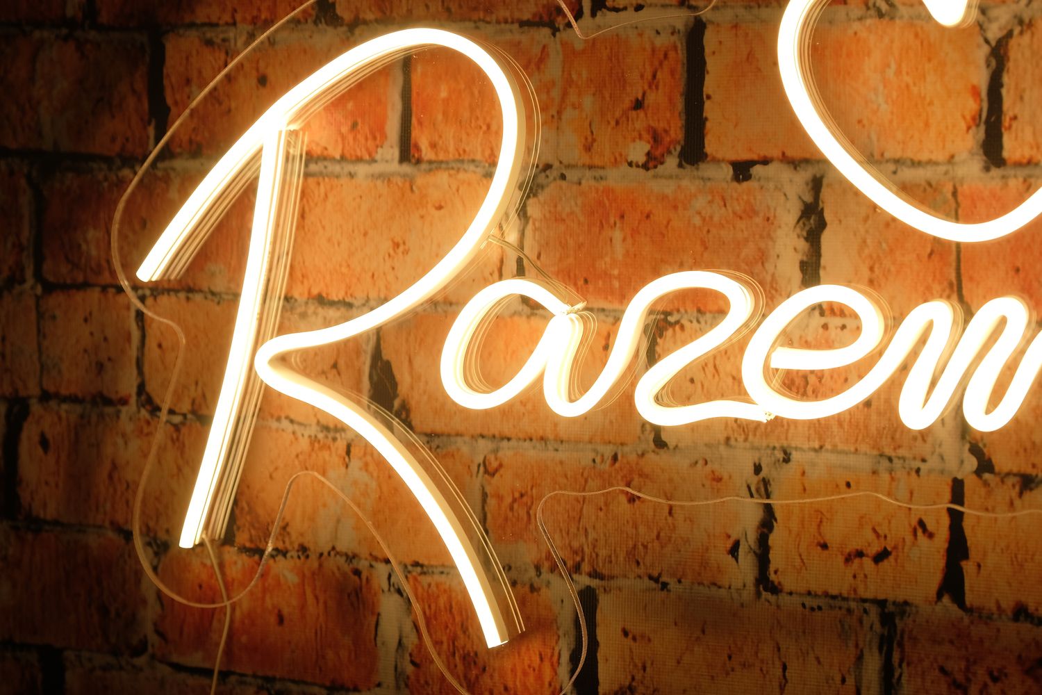 Neon Razem lepiej