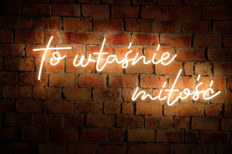 Neon To właśnie miłość