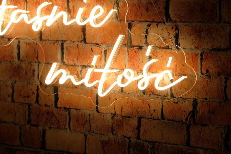 Neon To właśnie miłość