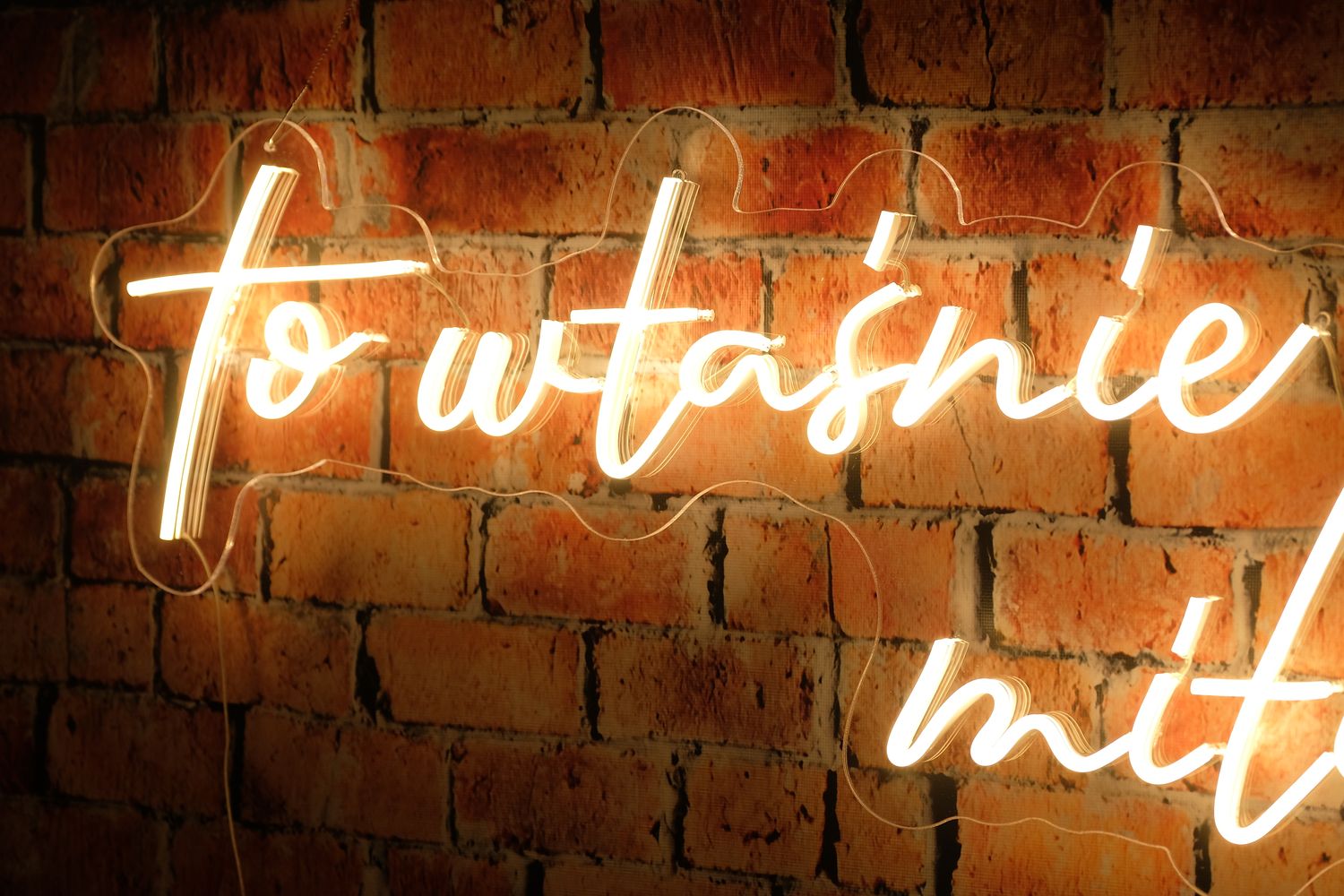 Neon To właśnie miłość