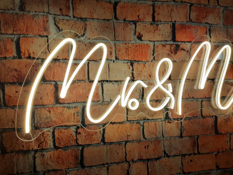 Neon Mr &amp; Mrs