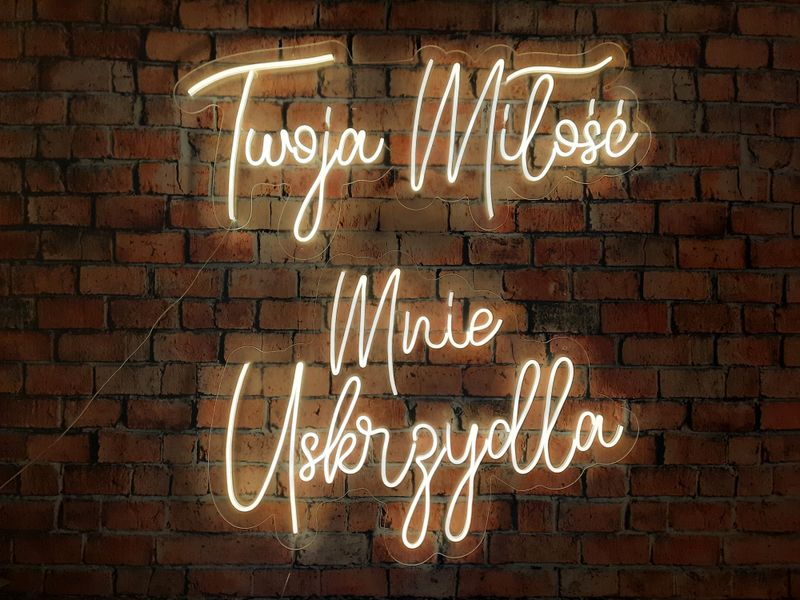 ​Neon Twoja Miłość Mnie Uskrzydla