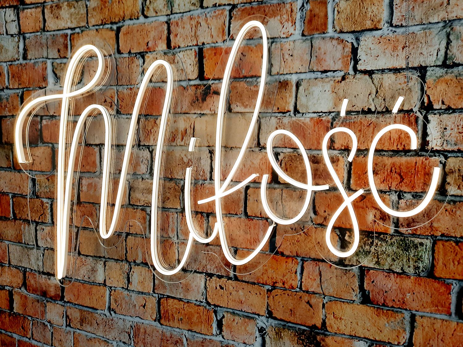 Neon Miłość