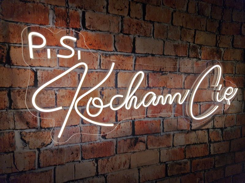 Neon P. S. Kocham Cię