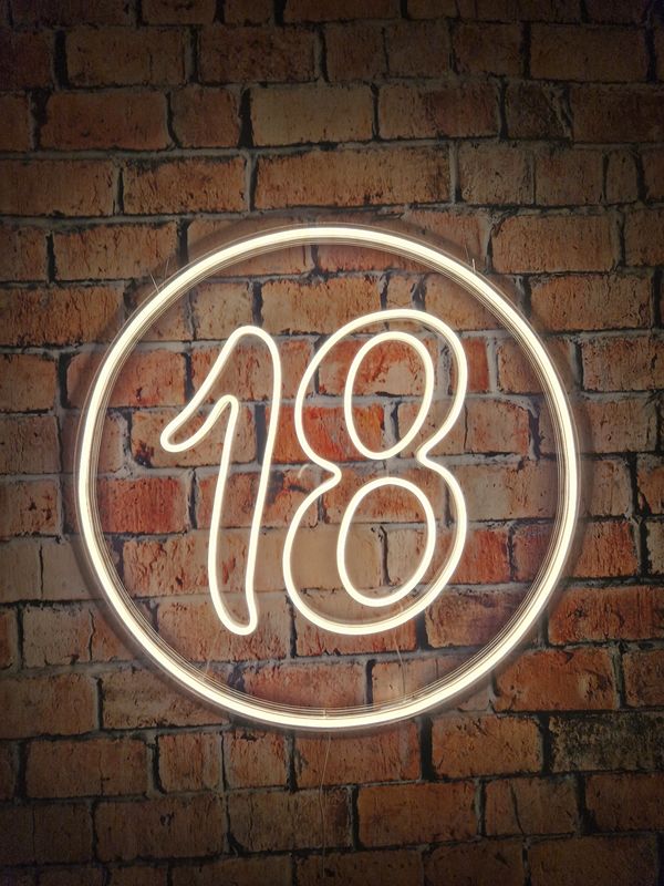 Neon 18