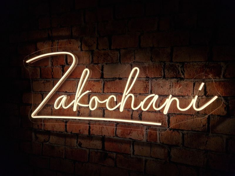 ​Neon Zakochani