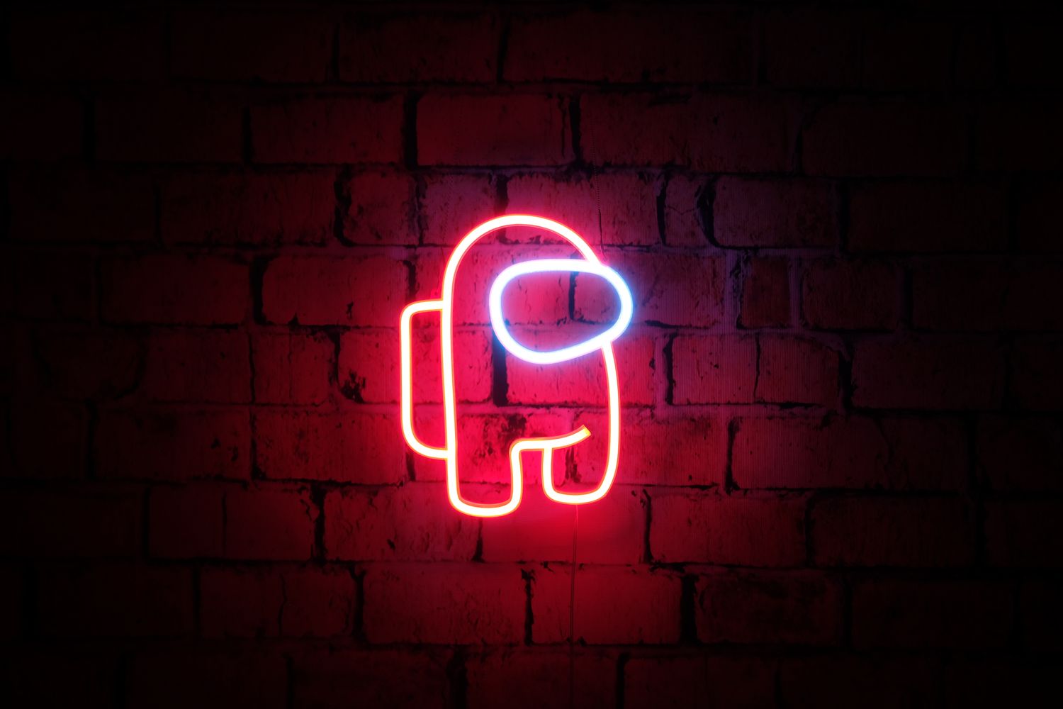 Neon Among US