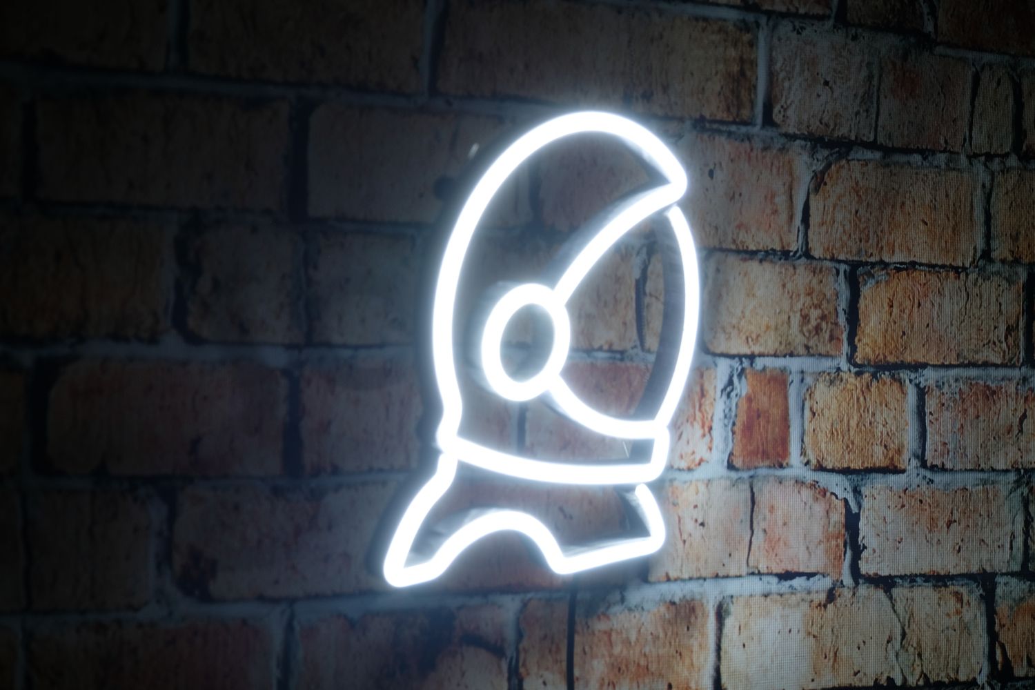 Neon Kask Astronauty