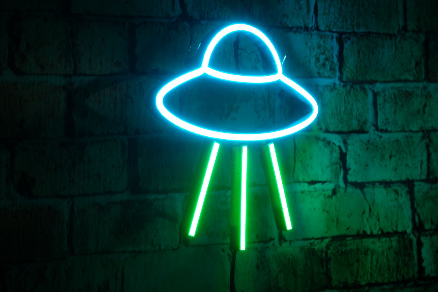 Neon Spodek