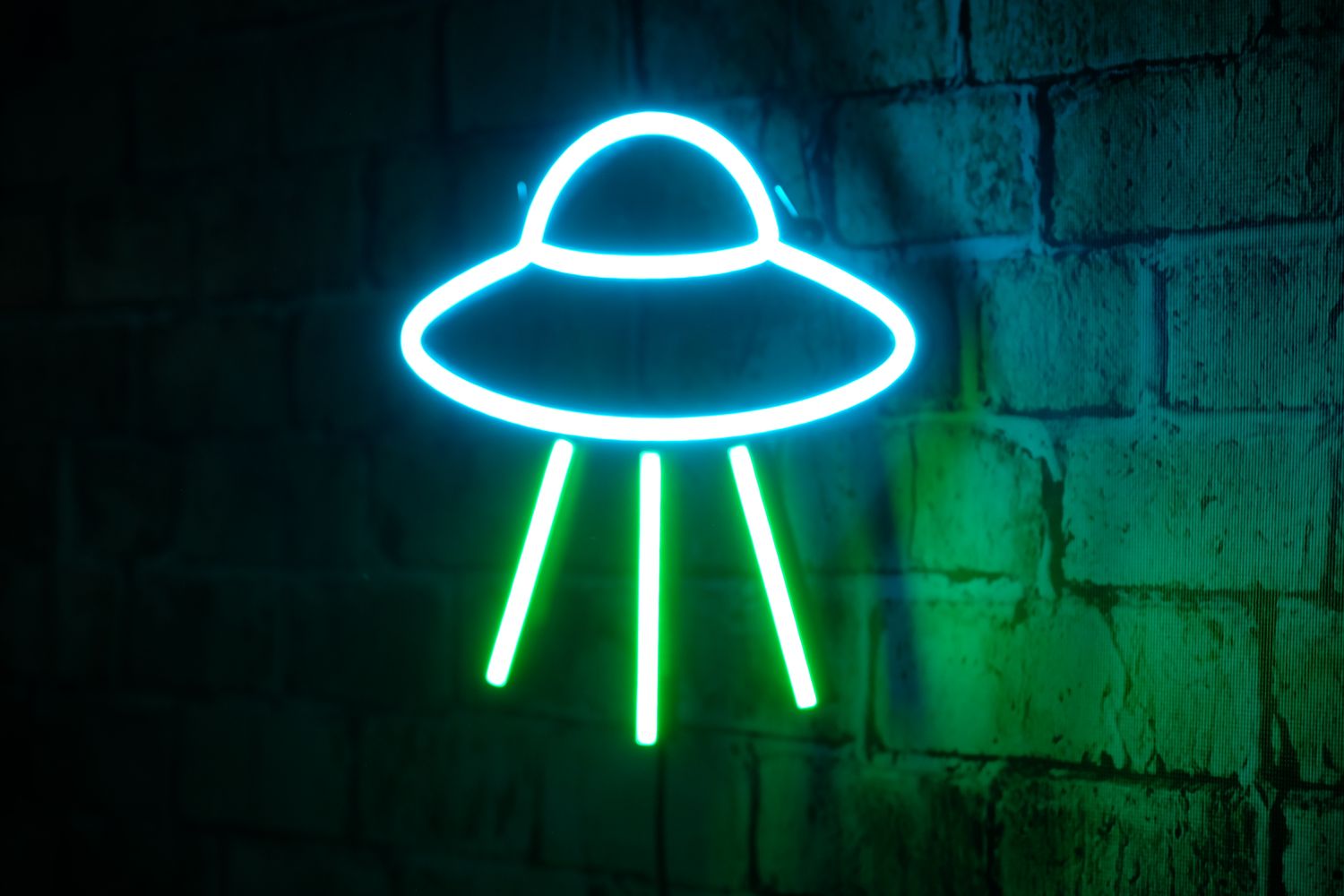 Neon Spodek