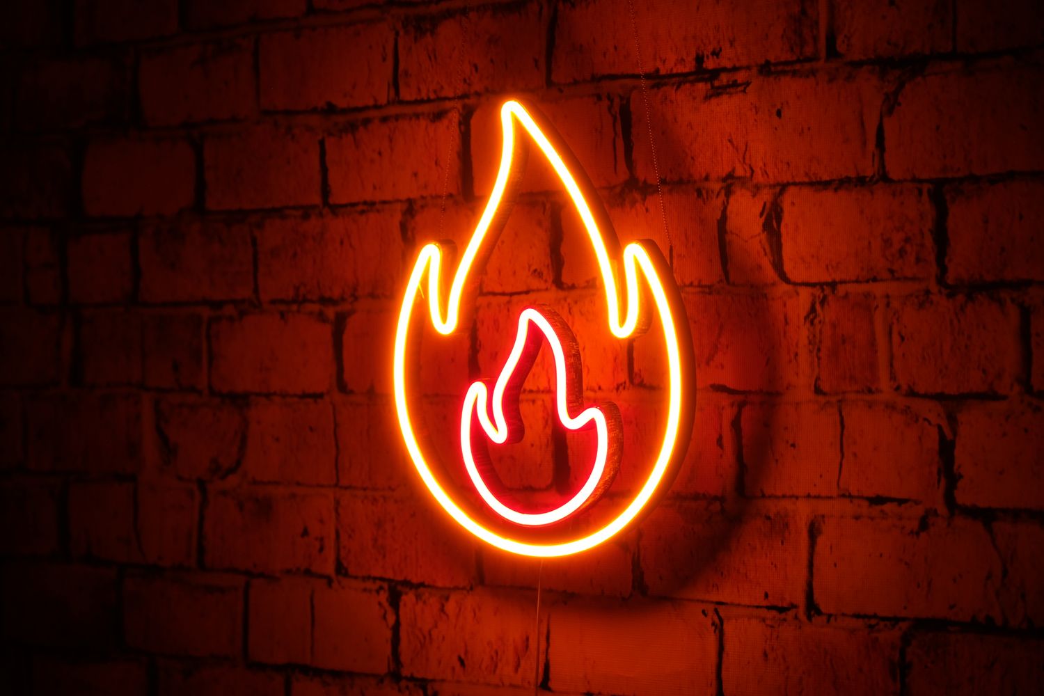 Neon Emotka Ognia