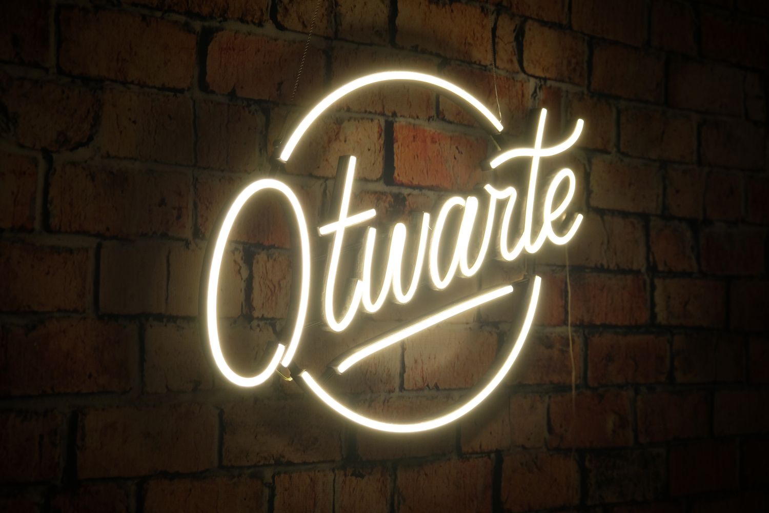 Neon Otwarte