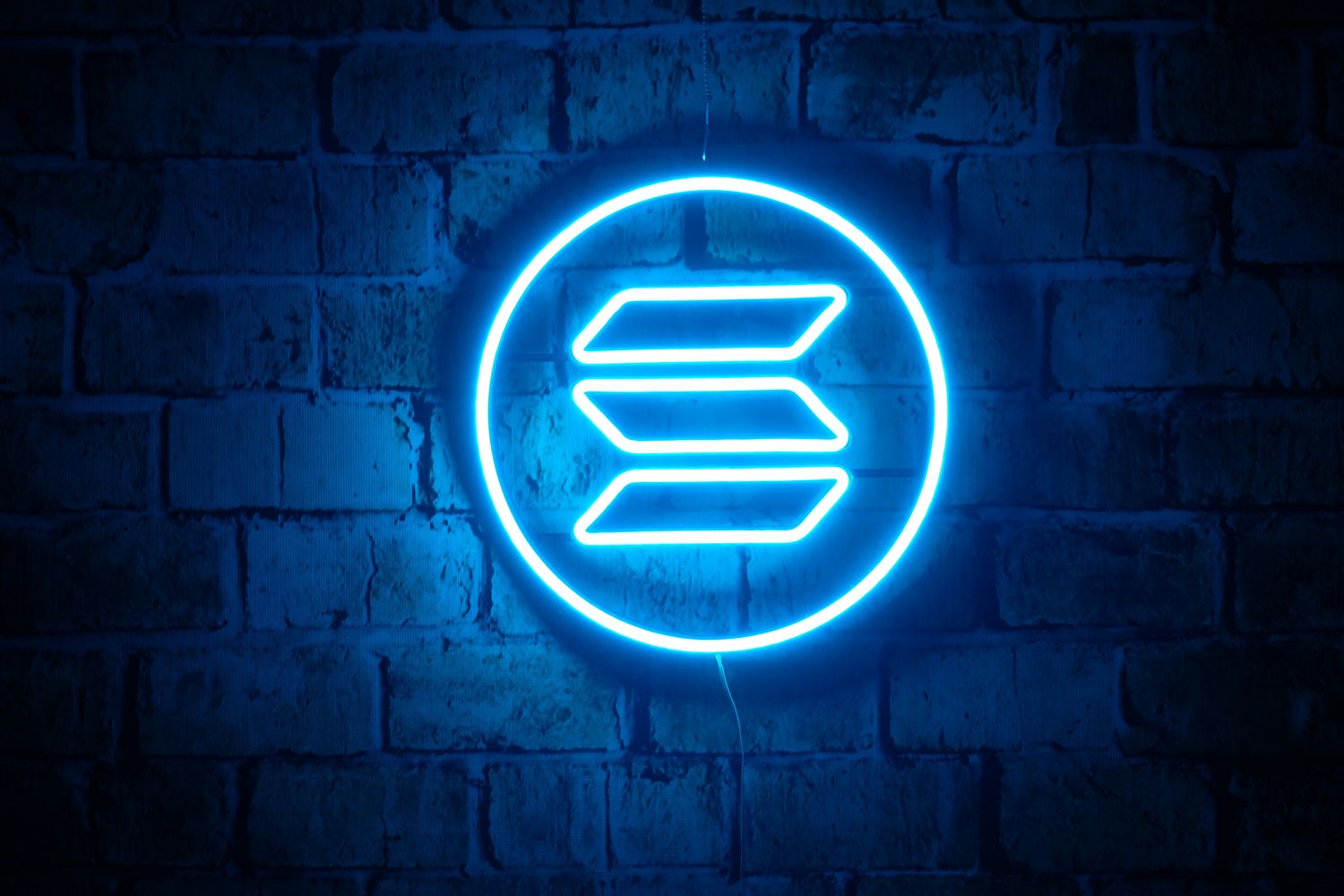Neon Solana