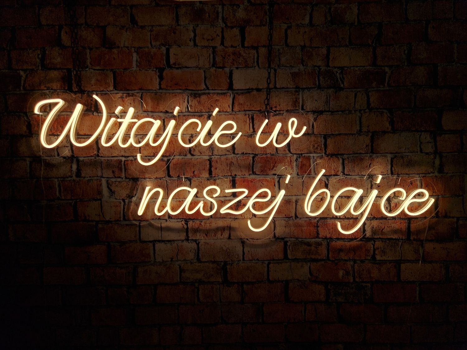 ​Neon Witajcie w naszej bajce