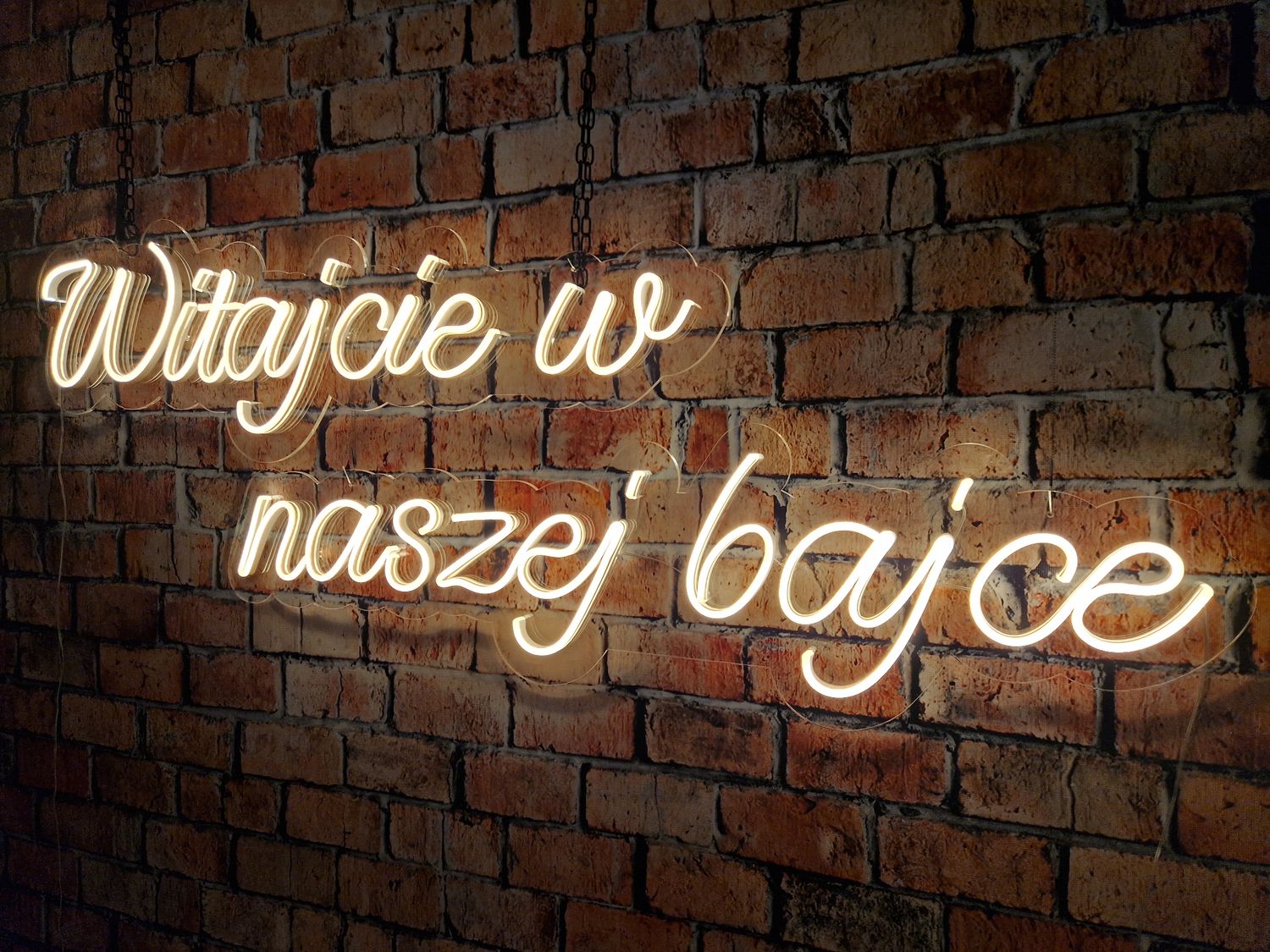 ​Neon Witajcie w naszej bajce