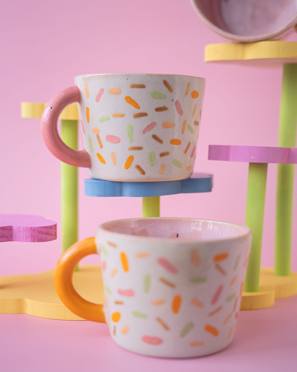 Kubek Confetti - pomarańczowe ucho