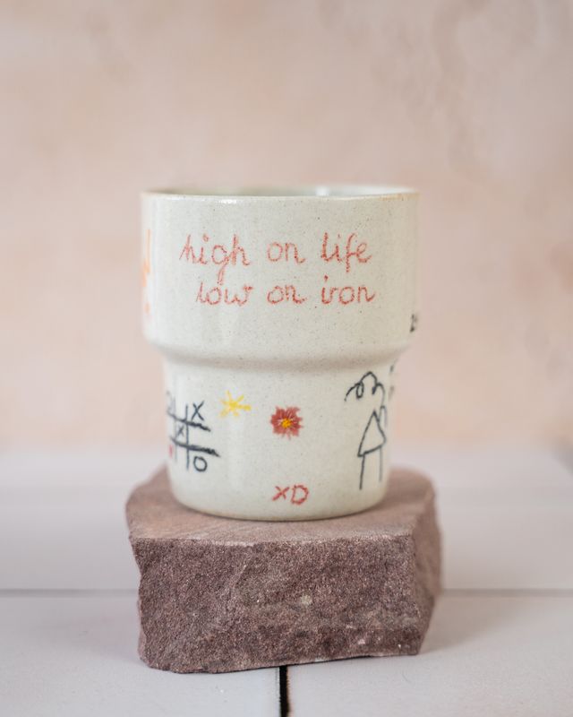 Niesforny Kubek "High on life"