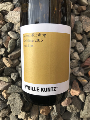 Sybille Kuntz Riesling Spatlese Trocken 2015 Sybille Kuntz Riesling Spatlese Trocken 2015