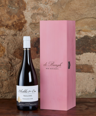 Chablis 1er Cru 'Vaillons' Domaine Jean Dauvissat 2018 + Wooden Gift Pack Chablis 1er Cru 'Vaillons' Domaine Jean Dauvissat 2018 + Wooden Gift Pack
