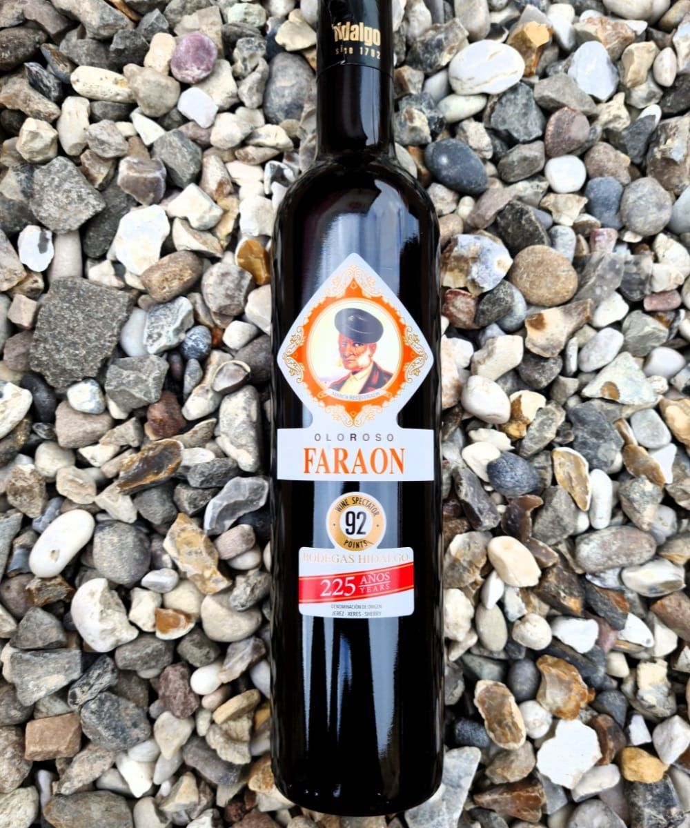 Bodegas Hidalgo-La Gitana Oloroso Seco Faraon (50cl)