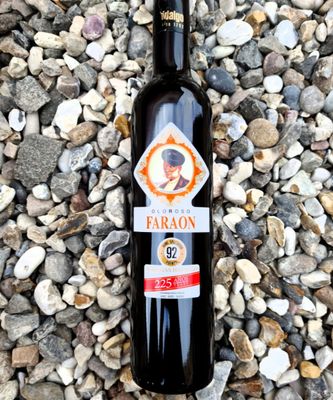 Bodegas Hidalgo-La Gitana Oloroso Seco Faraon (50cl)